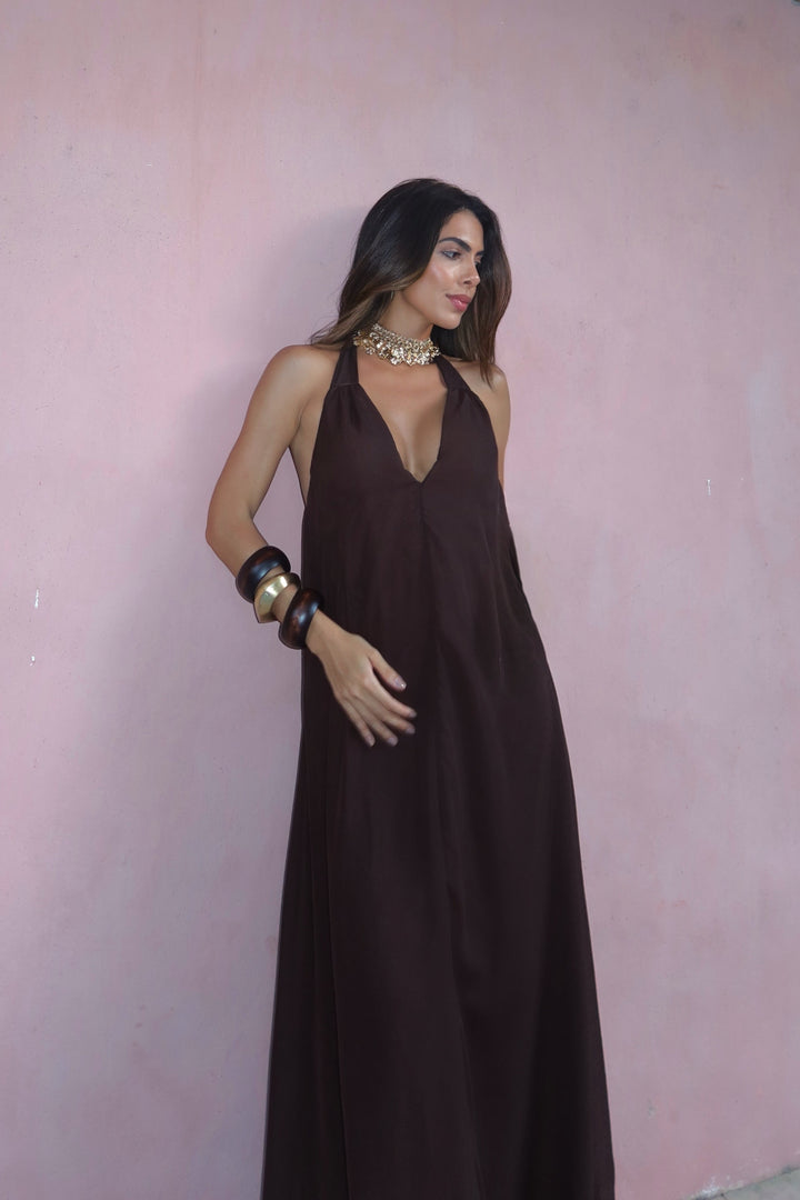Vestido Longo Frente Única Detalhe Metal Removível