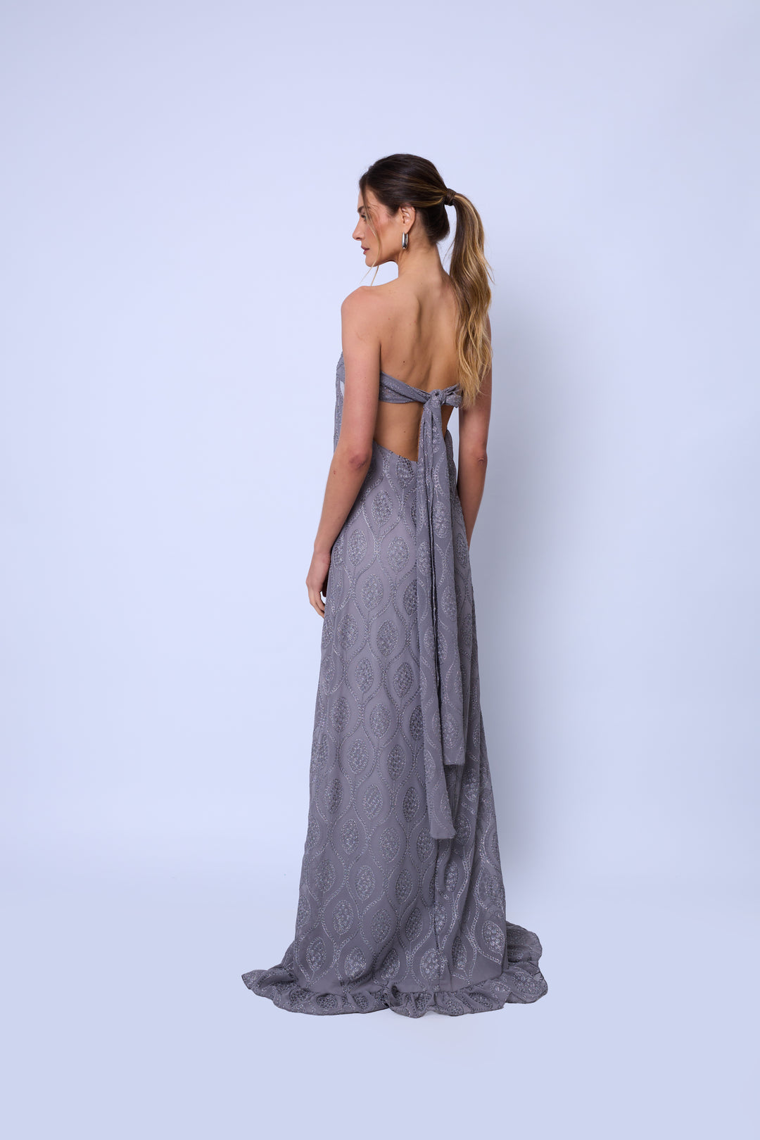 Vestido Longo Halter Neck com Fenda Frontal Veneza