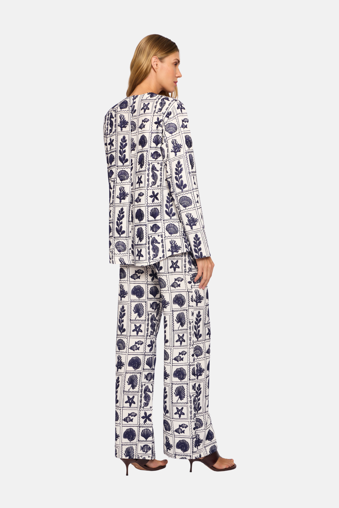 Calça Longa Marítima Reta Estampa Bordada Azul e Branco