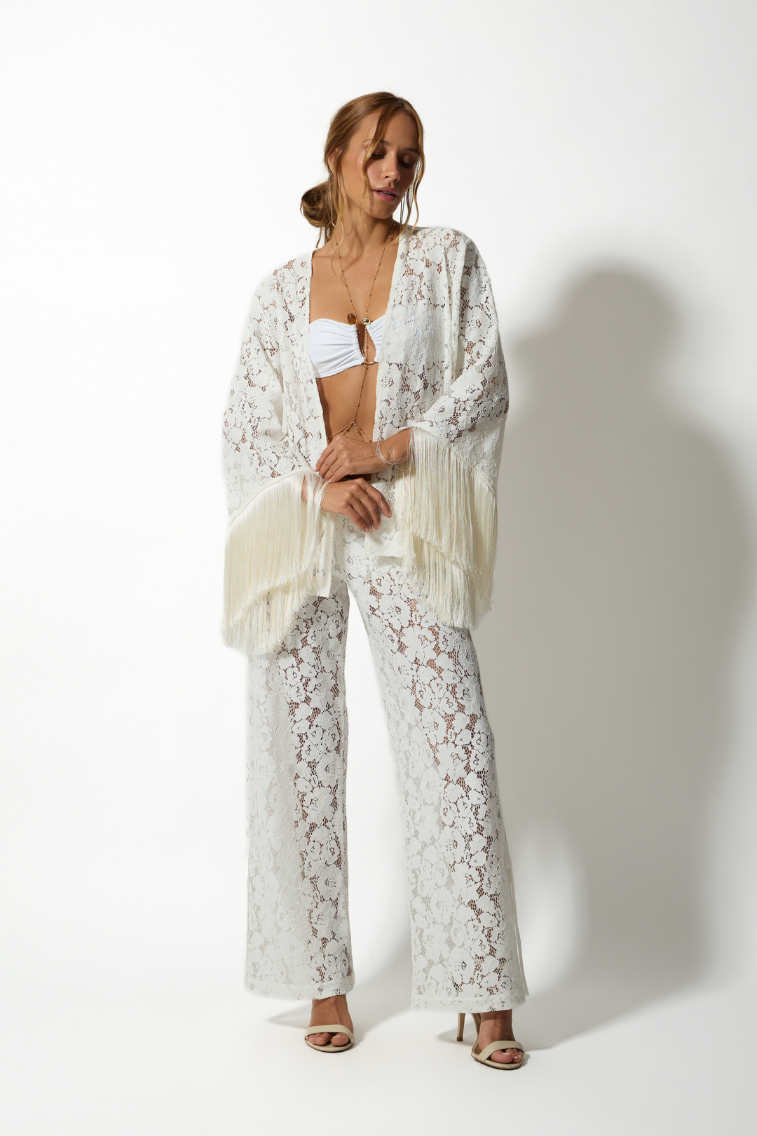 Conjunto Blusa Kimono Renda Guipure Franja com Calça Longa Renda Guipure Franja OFF