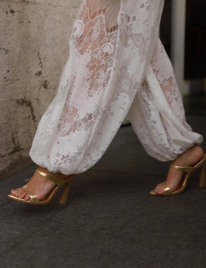 Calça Longa Aladim Renda Off