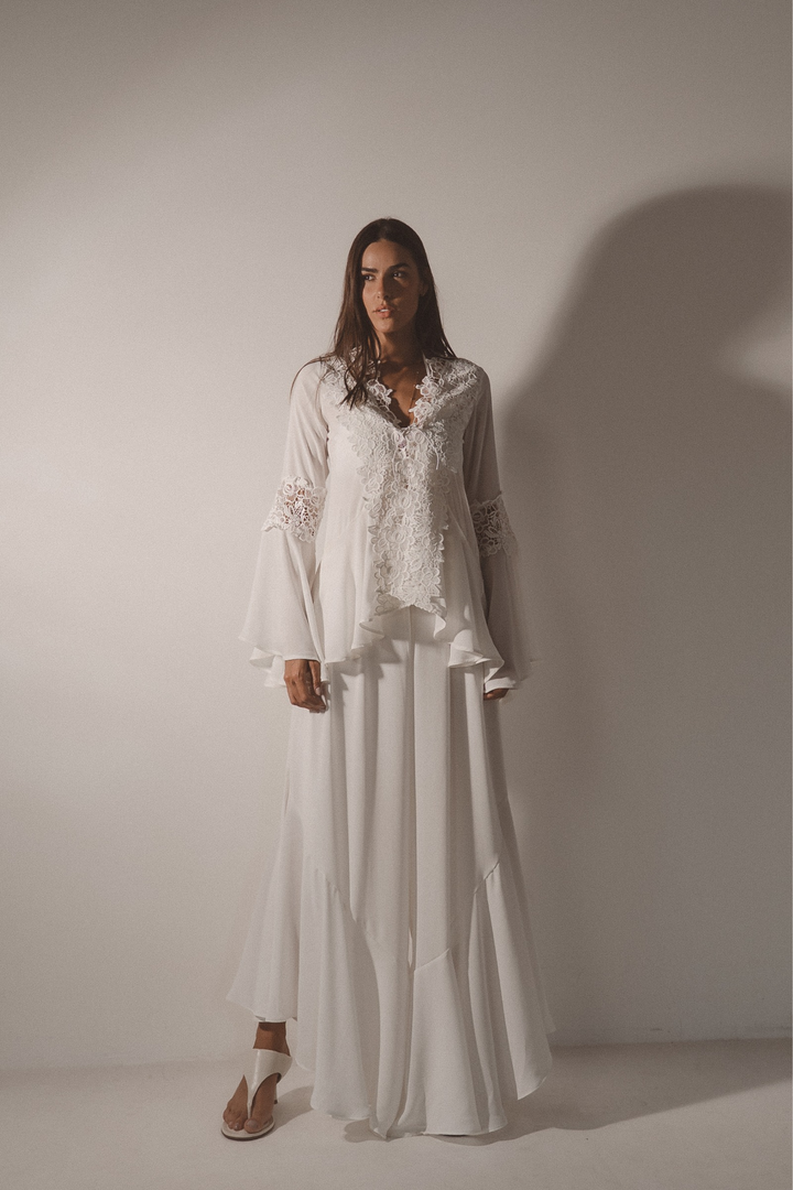 Blusa Bata Com Renda Collab SS