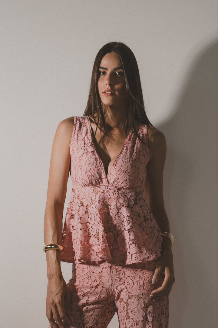 Blusa Peplum Renda Guipure