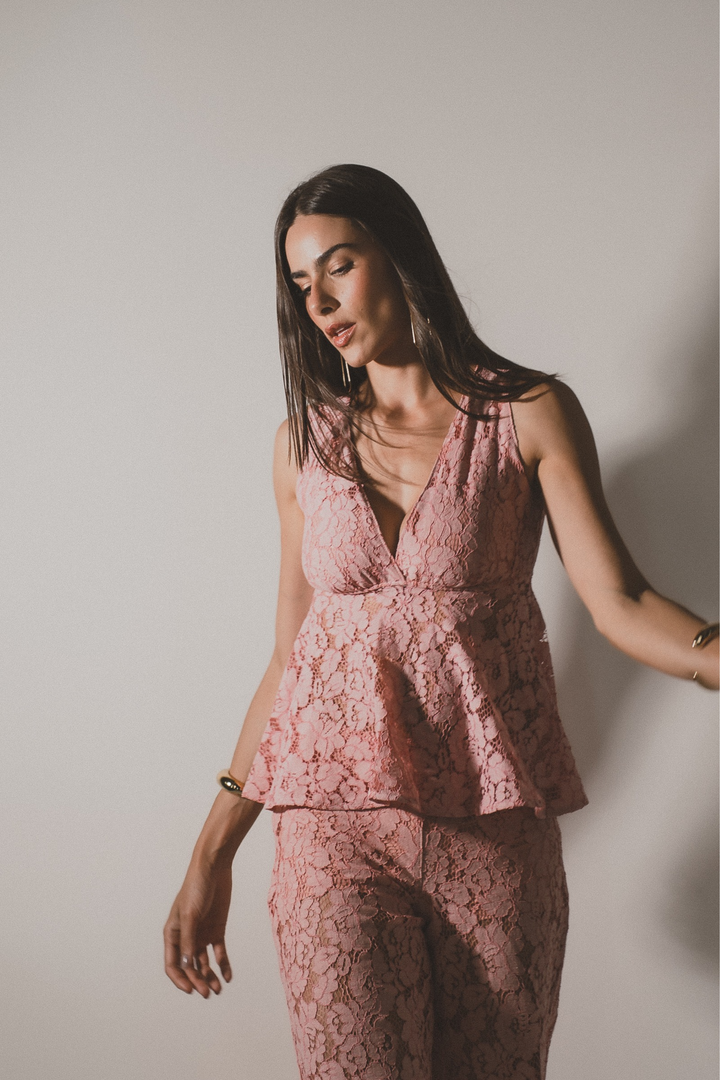 Blusa Peplum Renda Guipure